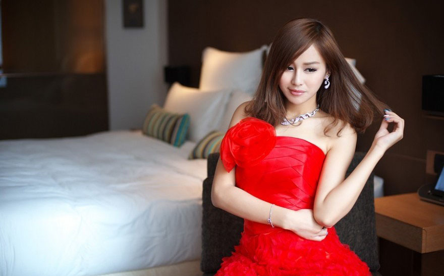 红色礼服的妖娆魅姬7