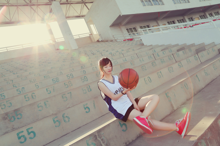 爱上篮球的清纯姑娘5
