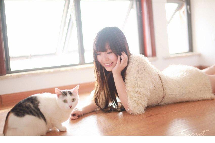 可爱小猫女与爱猫清新照4