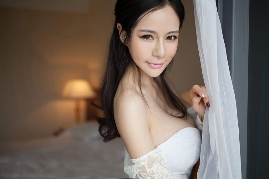 纯美白色短裙性感模特6