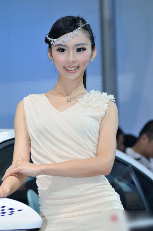 华中国际车展美女车模10