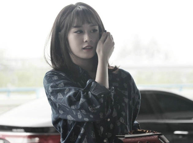 T-ara成员朴智妍时尚机场街拍2