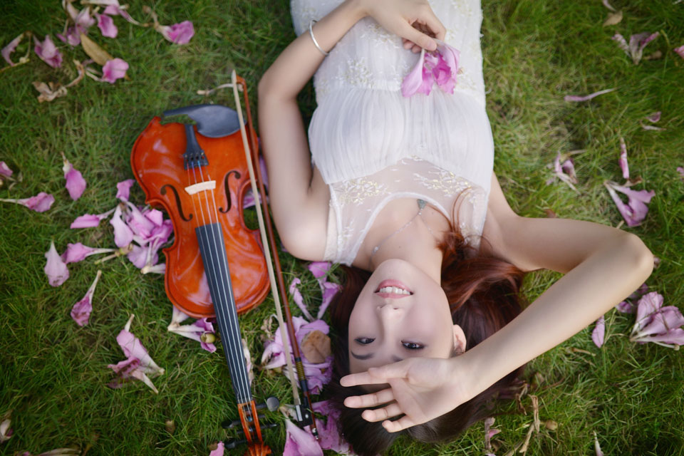 小提琴少女的花开花落3