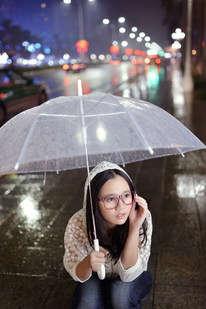 雨中少女的唯美街拍5
