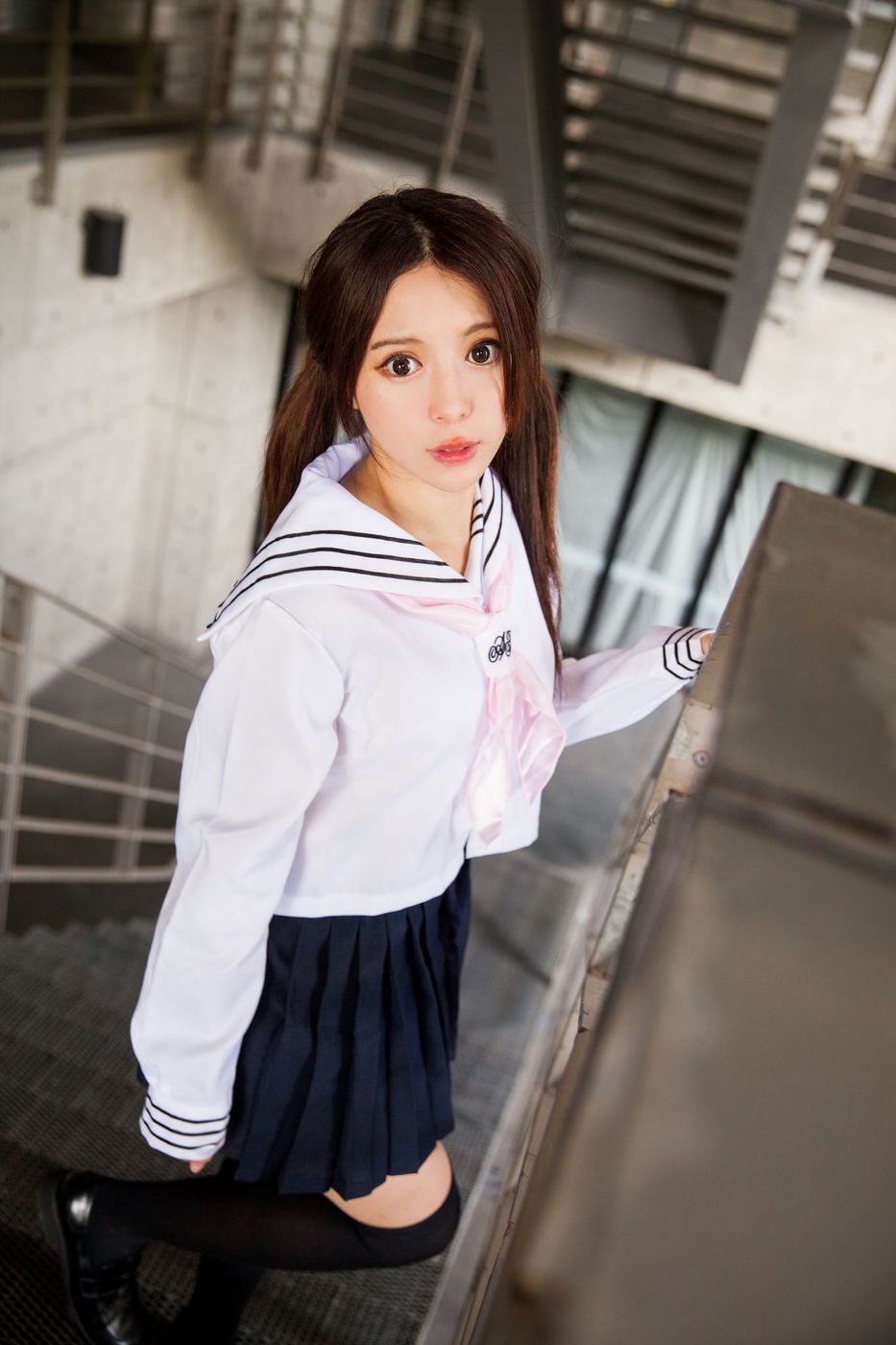 台湾美女嫩模张齐郡JULIE水手服学生装外拍清纯套图