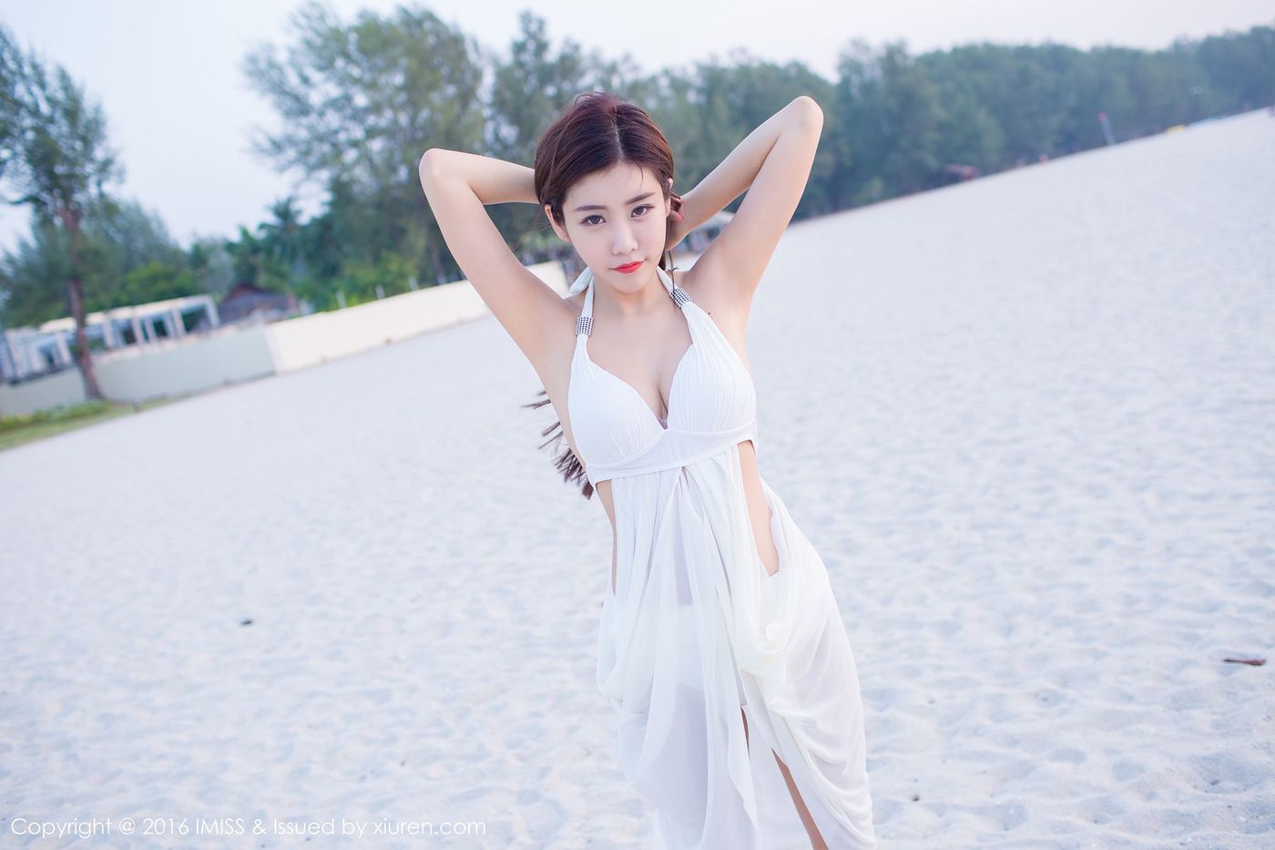 爱蜜社性感美女程小烦不烦沙滩比基尼白色裙子兰卡威套图