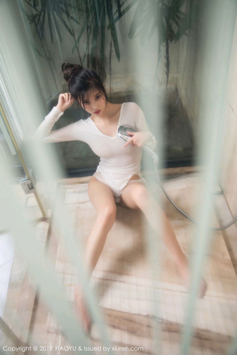秀人网性感女神杨晨晨sugar极品身材浴室湿身诱惑写真