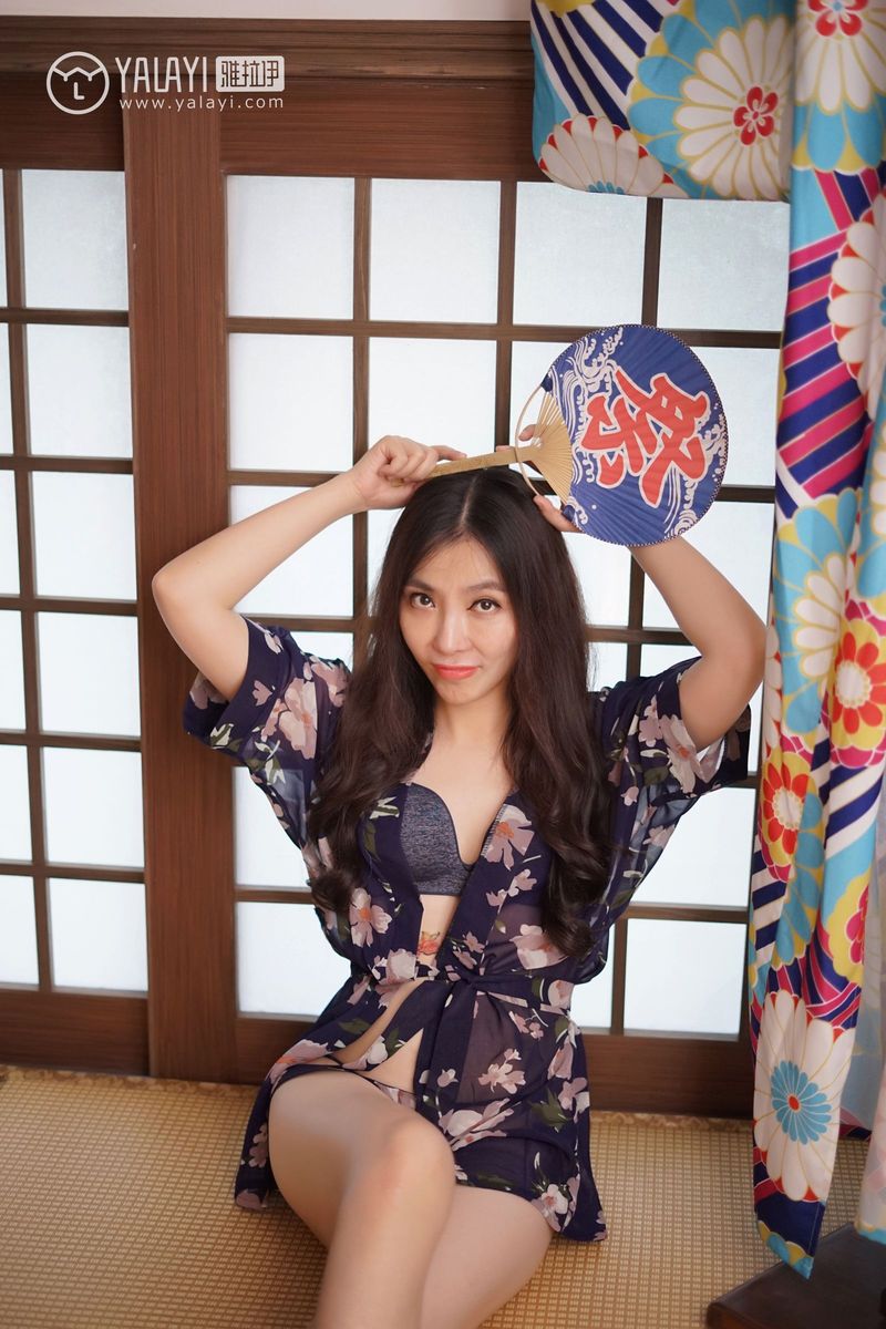 雅拉依美女模特沈紫云日式和服胸部纹身内衣诱惑写真