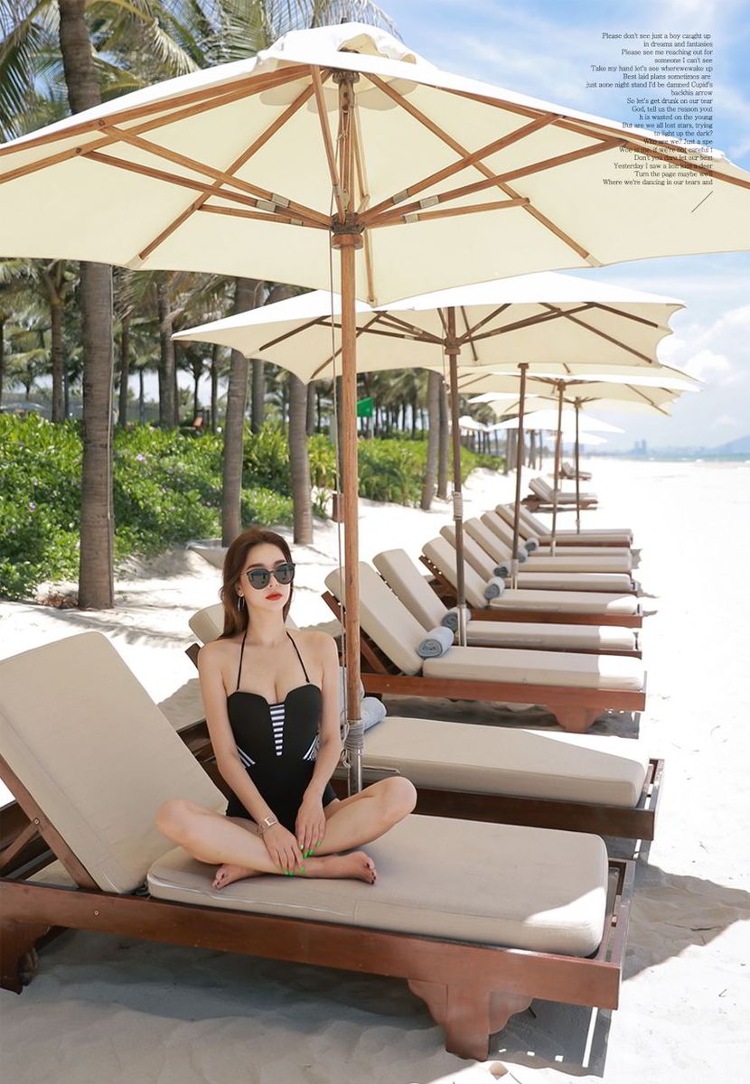 韩国人气美女模特朴多贤沙滩比基尼泳装品牌拍摄合辑美图