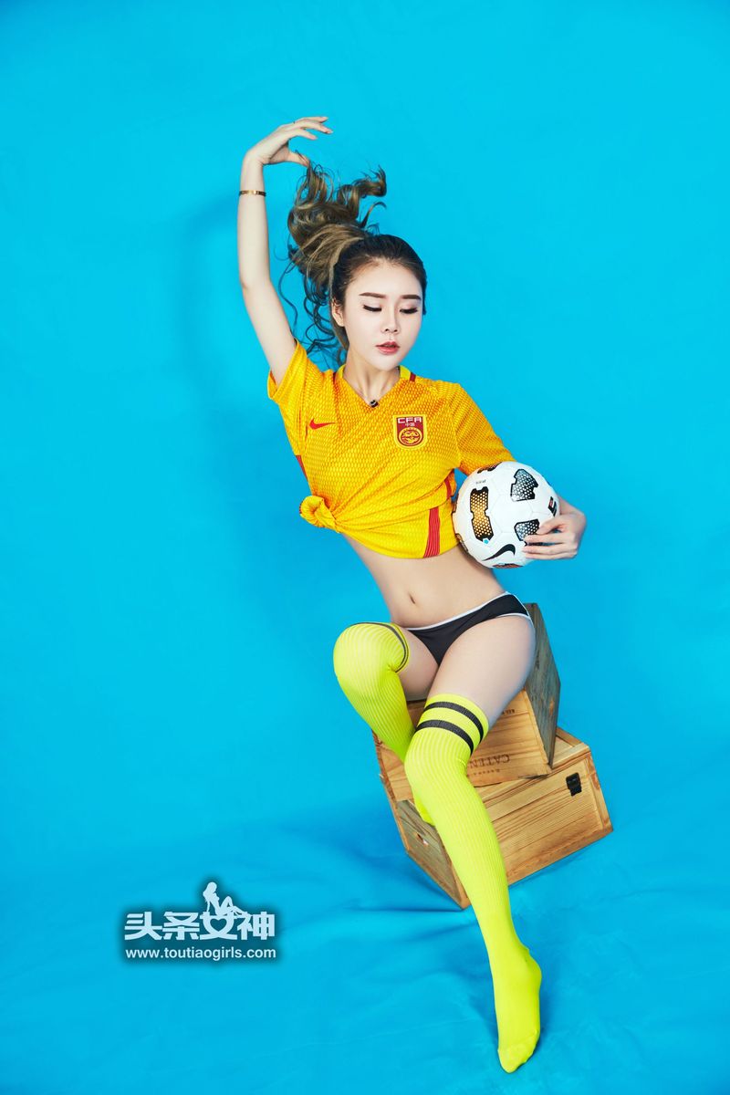 足球宝贝爱丽莎Lisa极品身材世界杯特辑大尺度写真