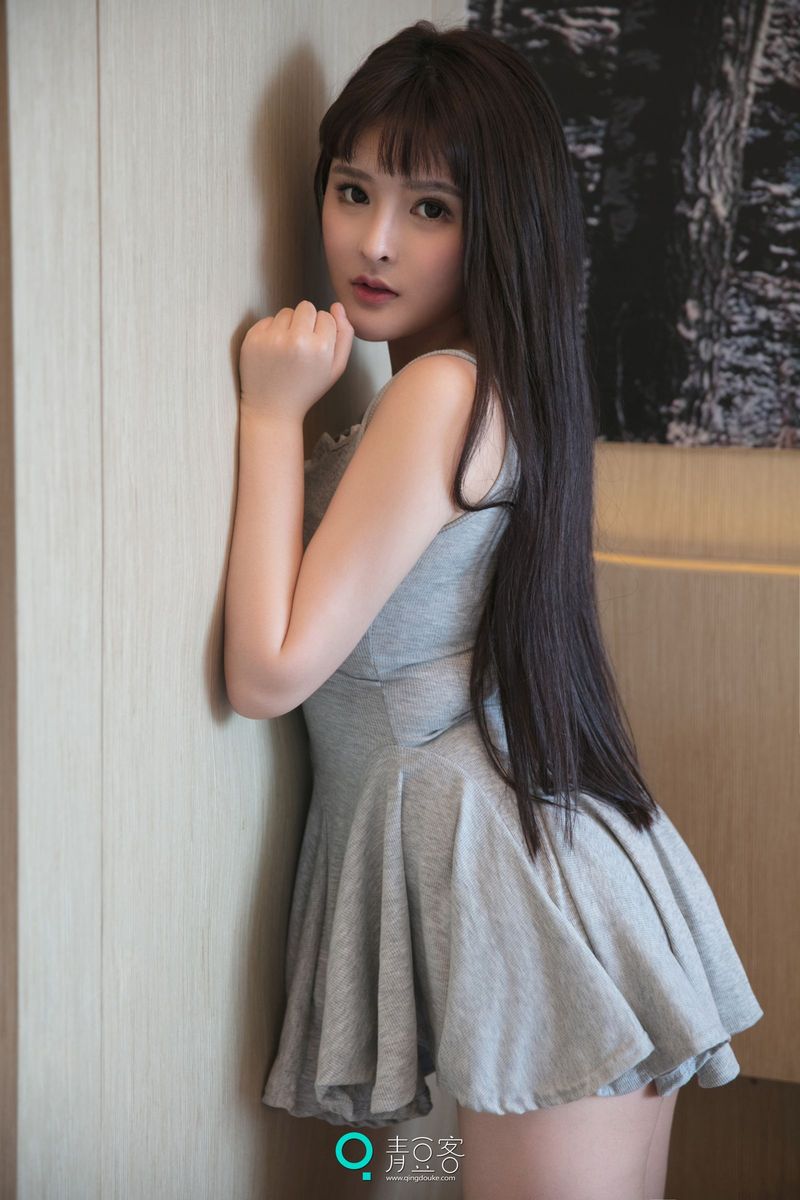 双马尾美女模特杨漫妮惹火身材白嫩爆乳性感写真
