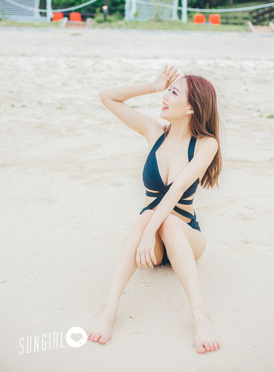阳光宝贝台湾美女模特林薇多比基尼诱惑南岛冲绳性感写真