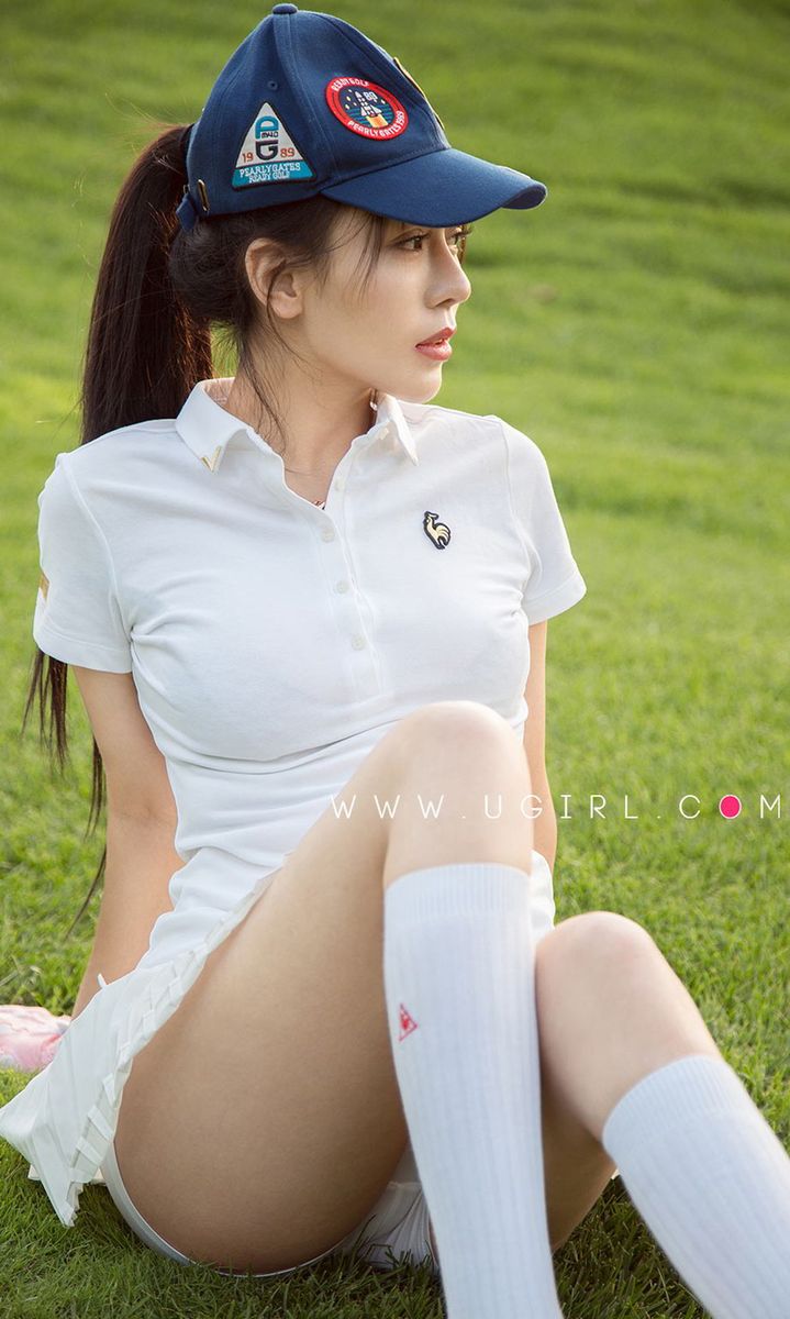 美女模特吴美溪高尔夫球场傲慢是罪主题性感写真