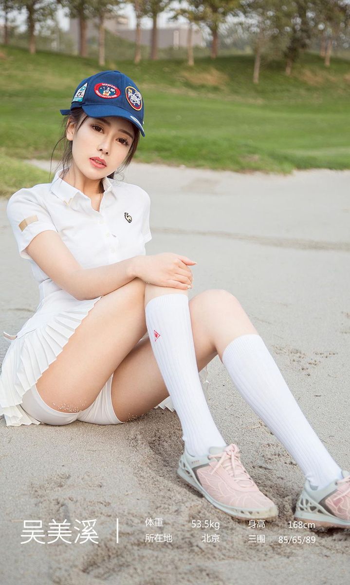 美女模特吴美溪高尔夫球场傲慢是罪主题性感写真