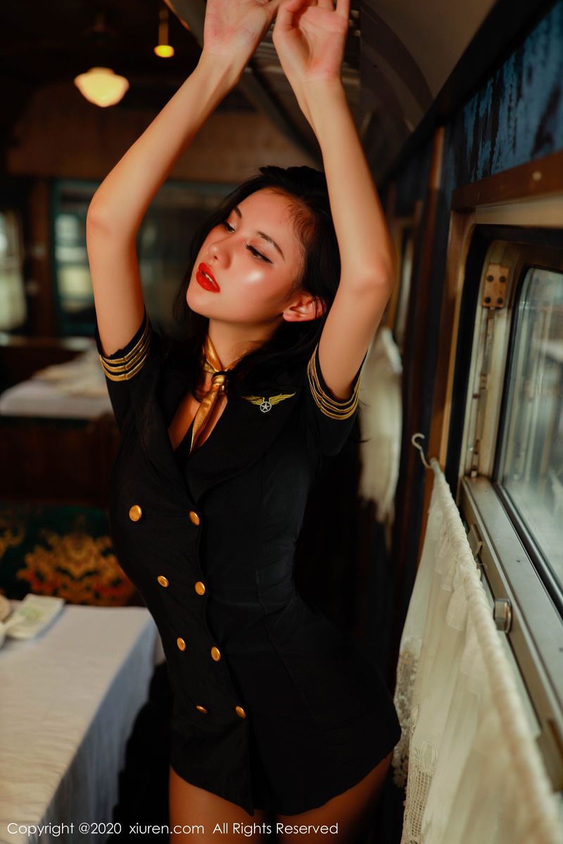 美女模特就是阿朱啊绿皮火车列车服务员性感写真