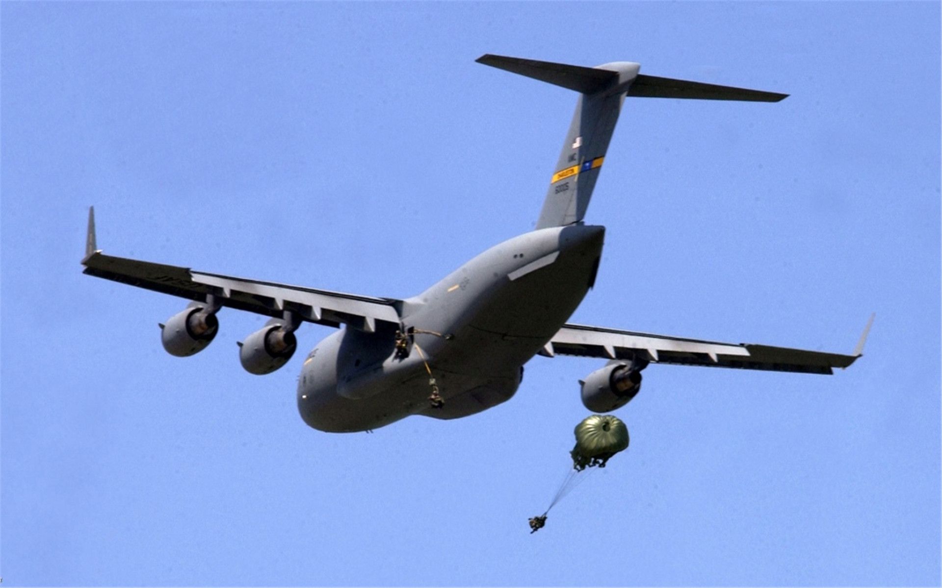 美军C-17环球霸王运输机高清壁纸图片