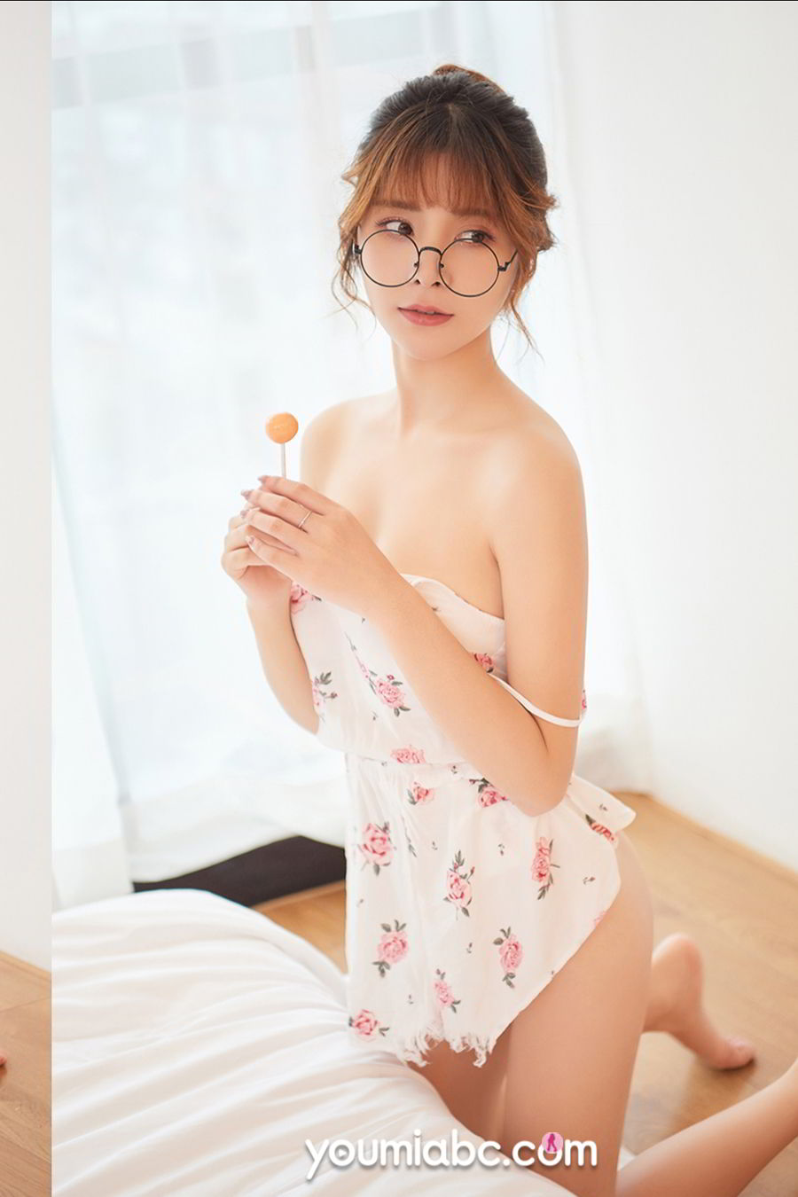 美女模特小语x吊带长裙糖果女孩系列性感清纯写真