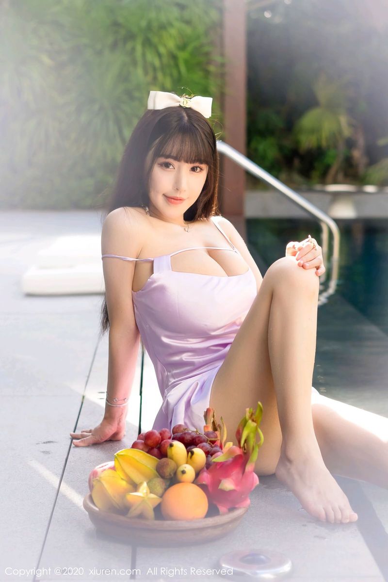 女神Flower朱可儿紫色礼裙泳池湿身系列三亚旅拍