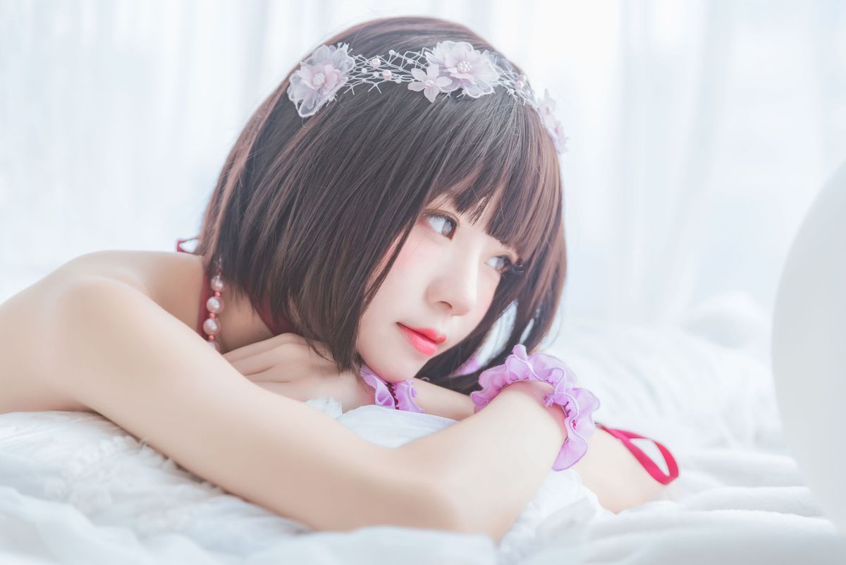 红人桜桃喵COS“路人女主”系列加藤惠粉色小睡裙写真