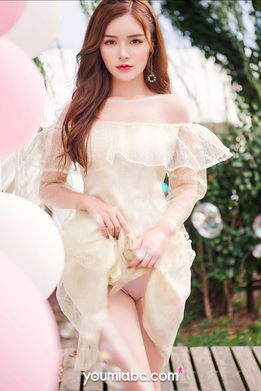 美女模特陈宇曦粉嫩大长腿甜蜜の告白主题写真