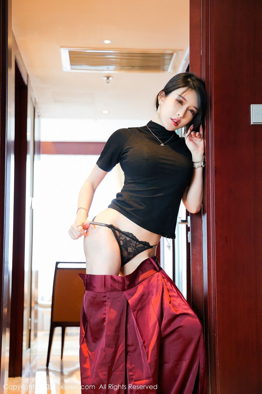 性感女神玉兔miki黑丝美腿完美身材内衣系列诱人写真