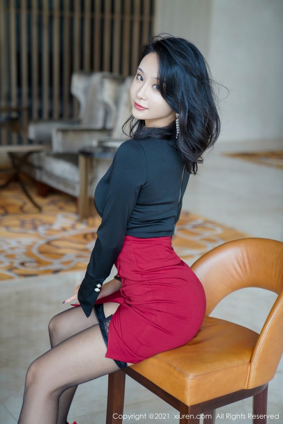 美女模特蓝夏Akasha黑丝美腿+蕾丝内衣OL系列北京旅拍