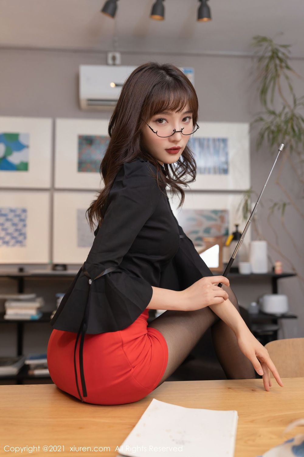 美女模特陆萱萱家教老师黑丝美腿内衣主题性感写真
