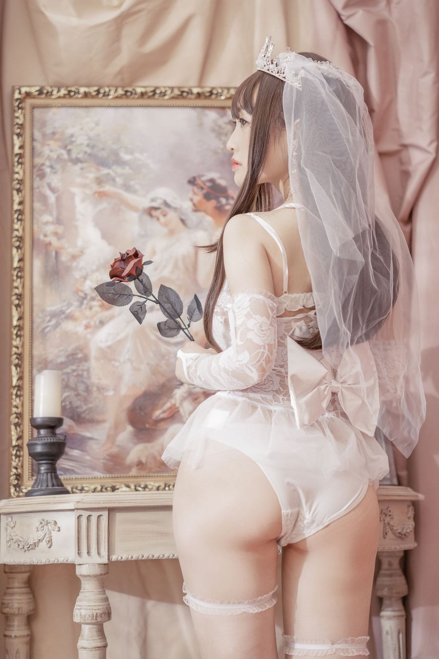 动漫博主脱尾巴Mizuki白色蕾丝缕空婚纱主题情趣服饰写真