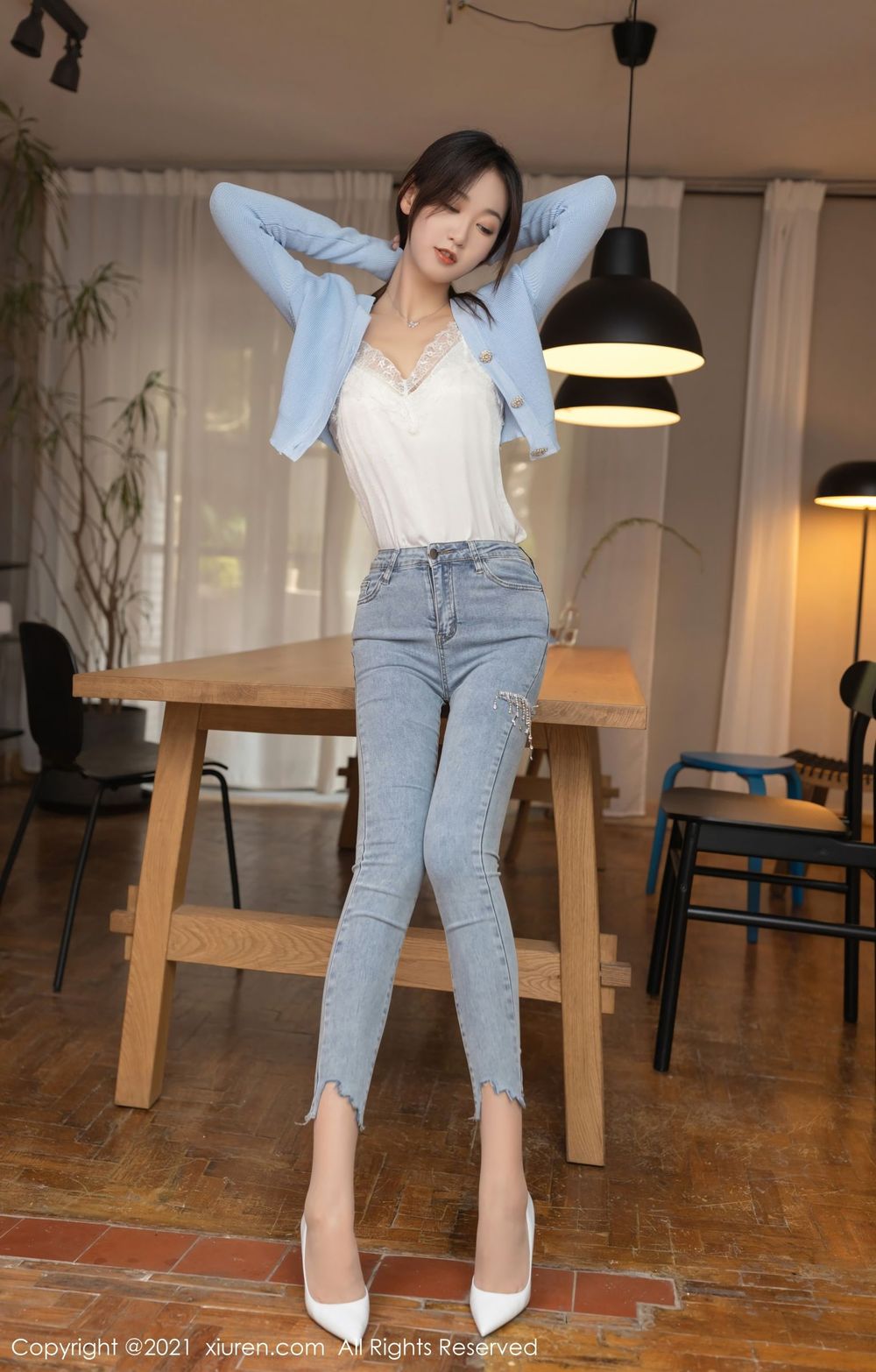 美女模特唐安琪牛仔裤新来的舍友内衣主题性感写真