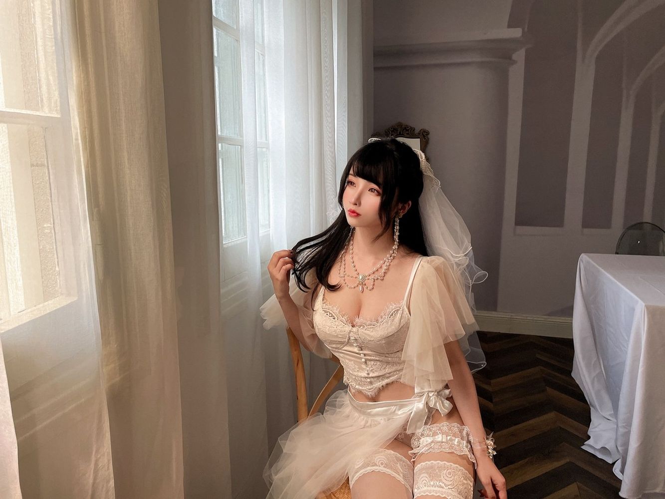 网络美女rioko凉凉子白色蕾丝袜+蕾丝婚纱透明主题私房写真
