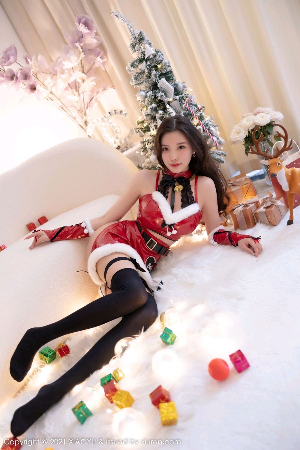 性感女神杨晨晨Yome黑丝美腿兔女郎装扮圣诞女郎写真