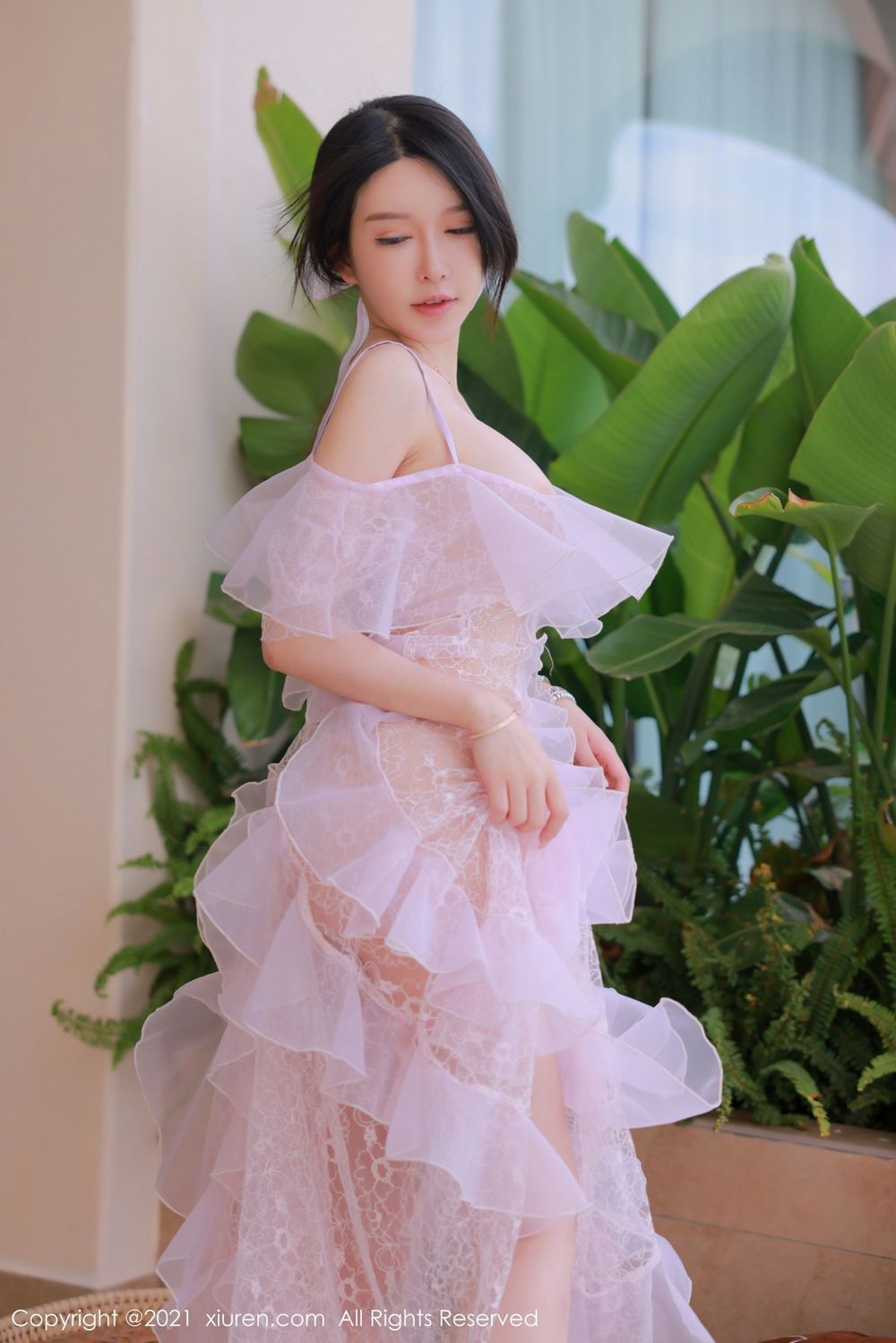 美女模特玉兔miki粉色透明长裙情趣系列大理洱海旅拍