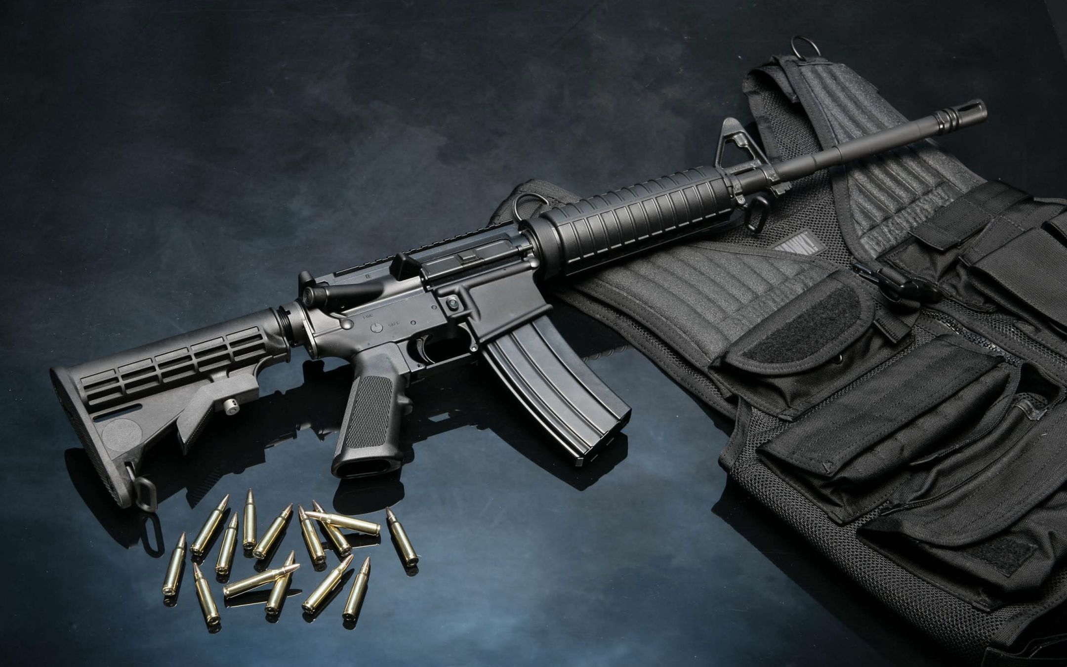 美国历史上量产争议最多的武器之AR-15步枪