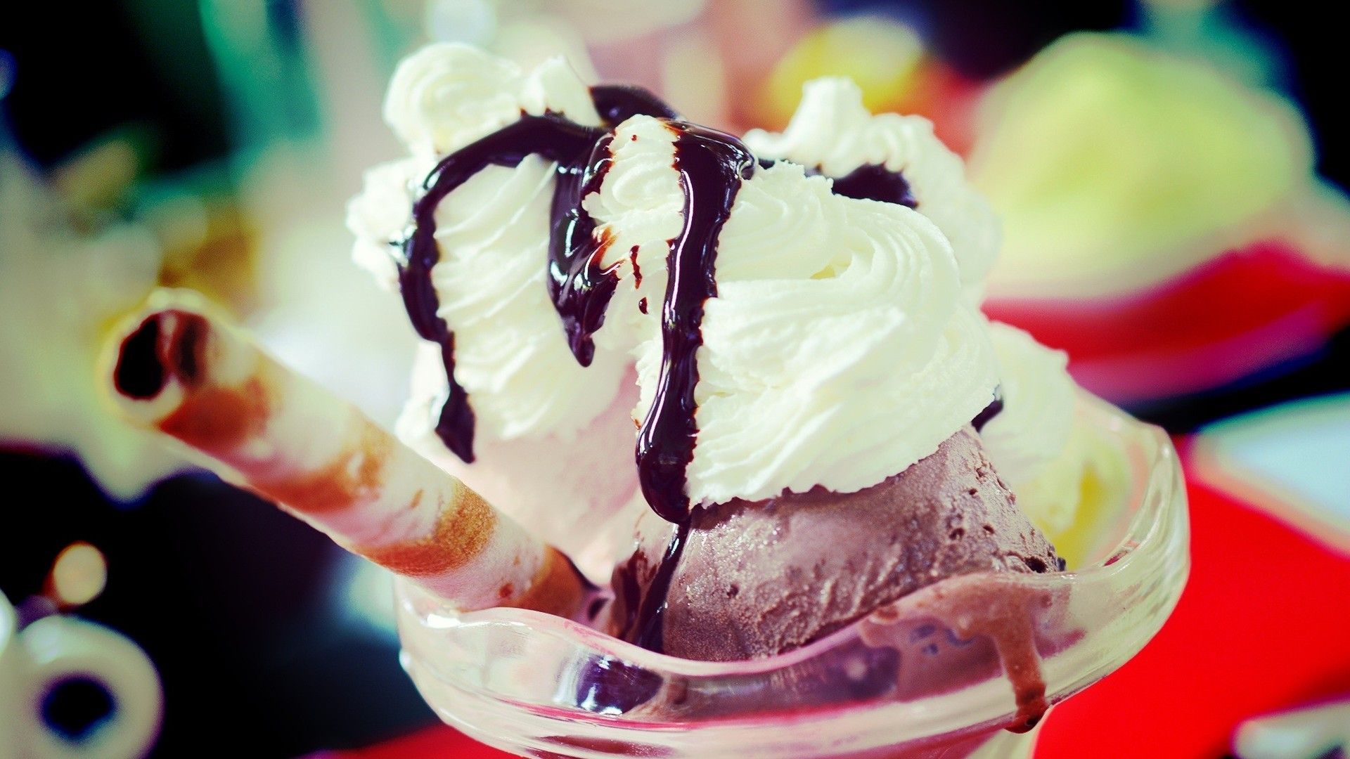 夏季甜品冰淇淋圆球蛋糕分量十足