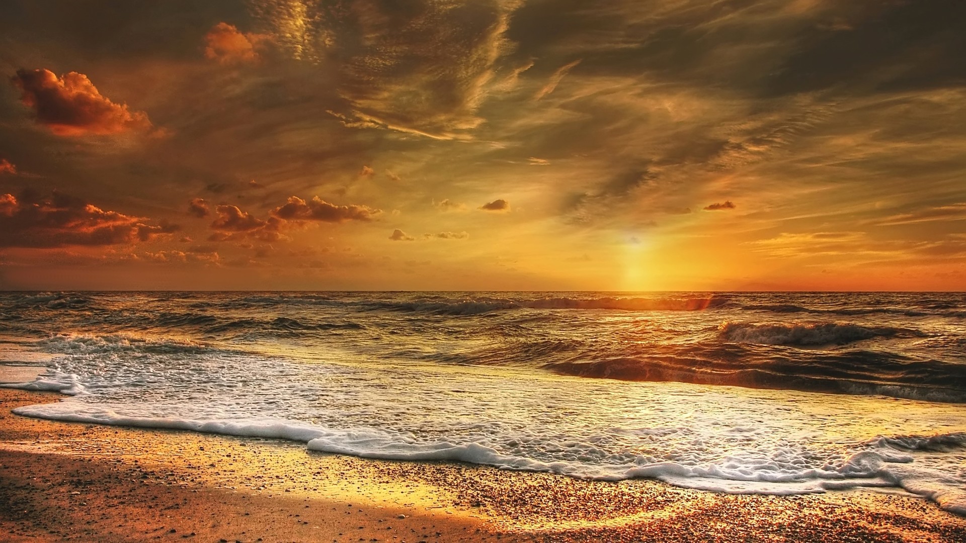 美丽海滩伴随日落凄美风景高清摄影