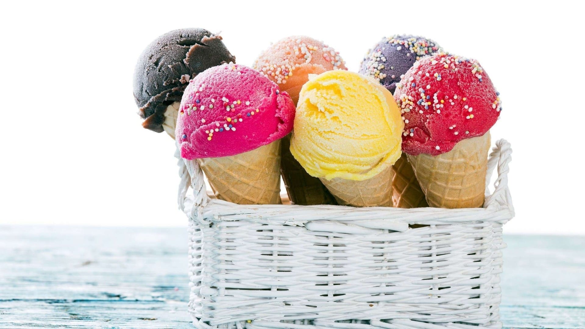 创意美味冰淇淋雪糕圆球分量十足高清图片壁纸