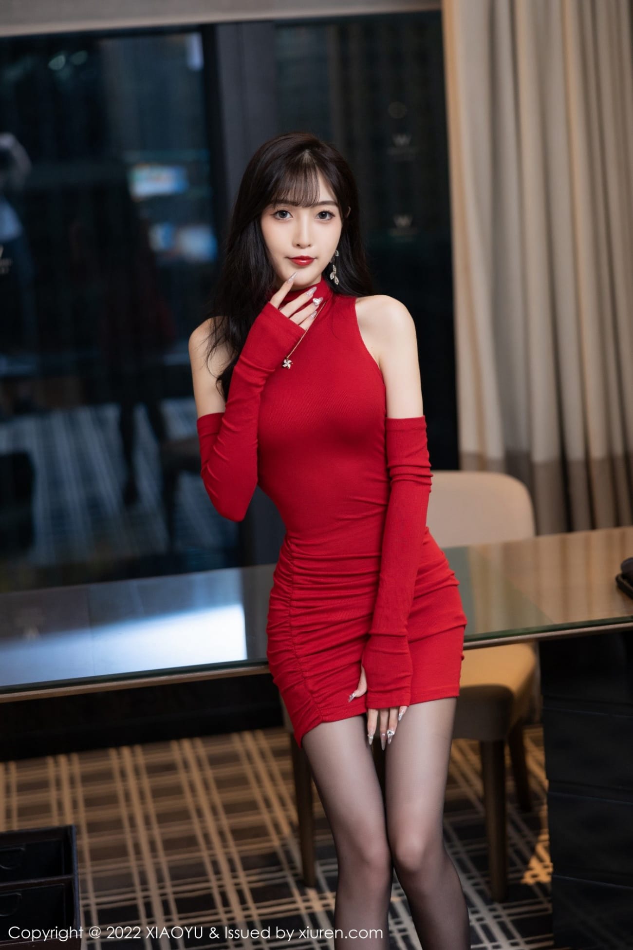模特林星阑红色收身连衣短裙黑丝系列性感写真