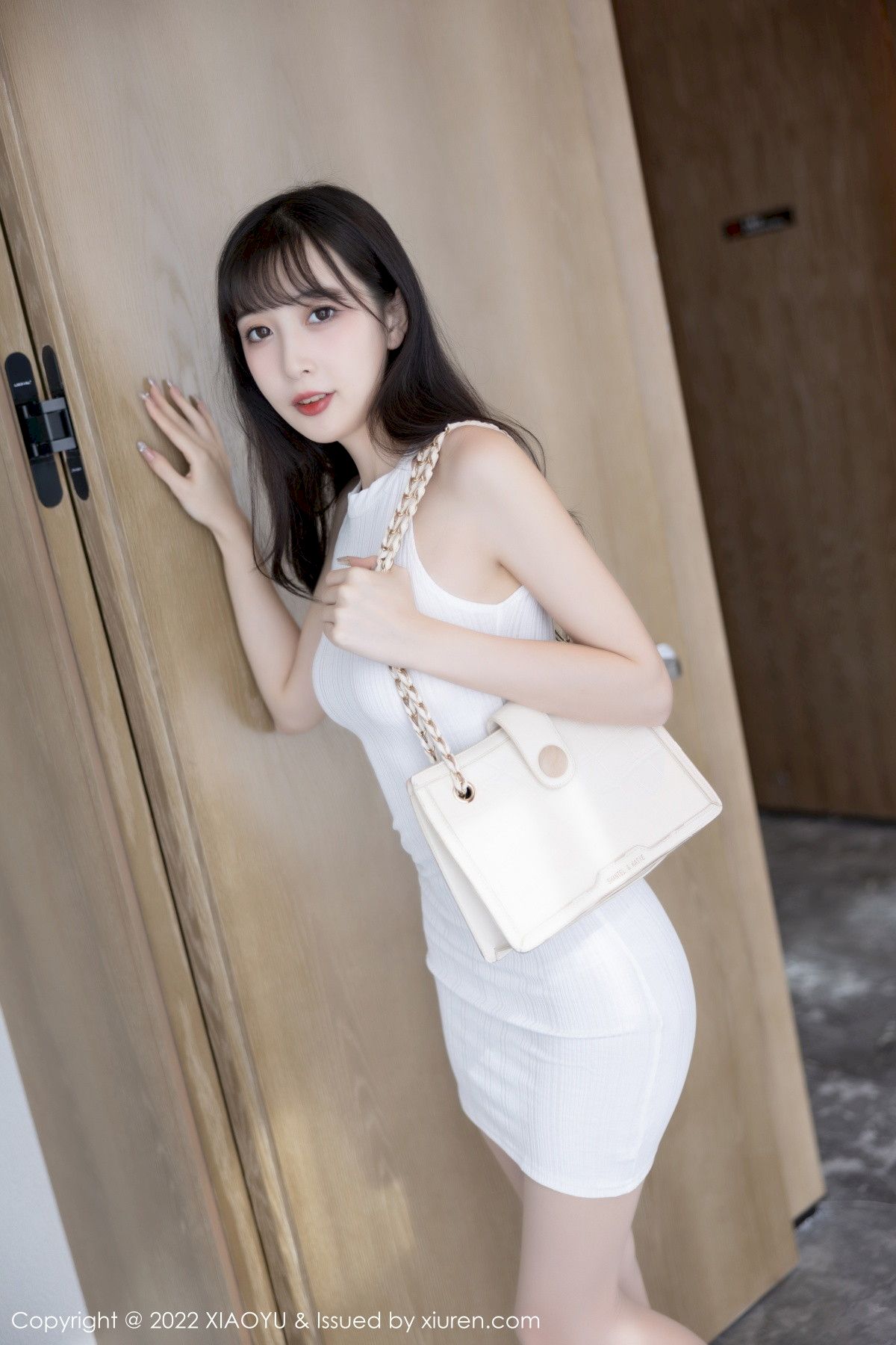 模特林星阑白色连衣裙搭配原色丝袜性感写真
