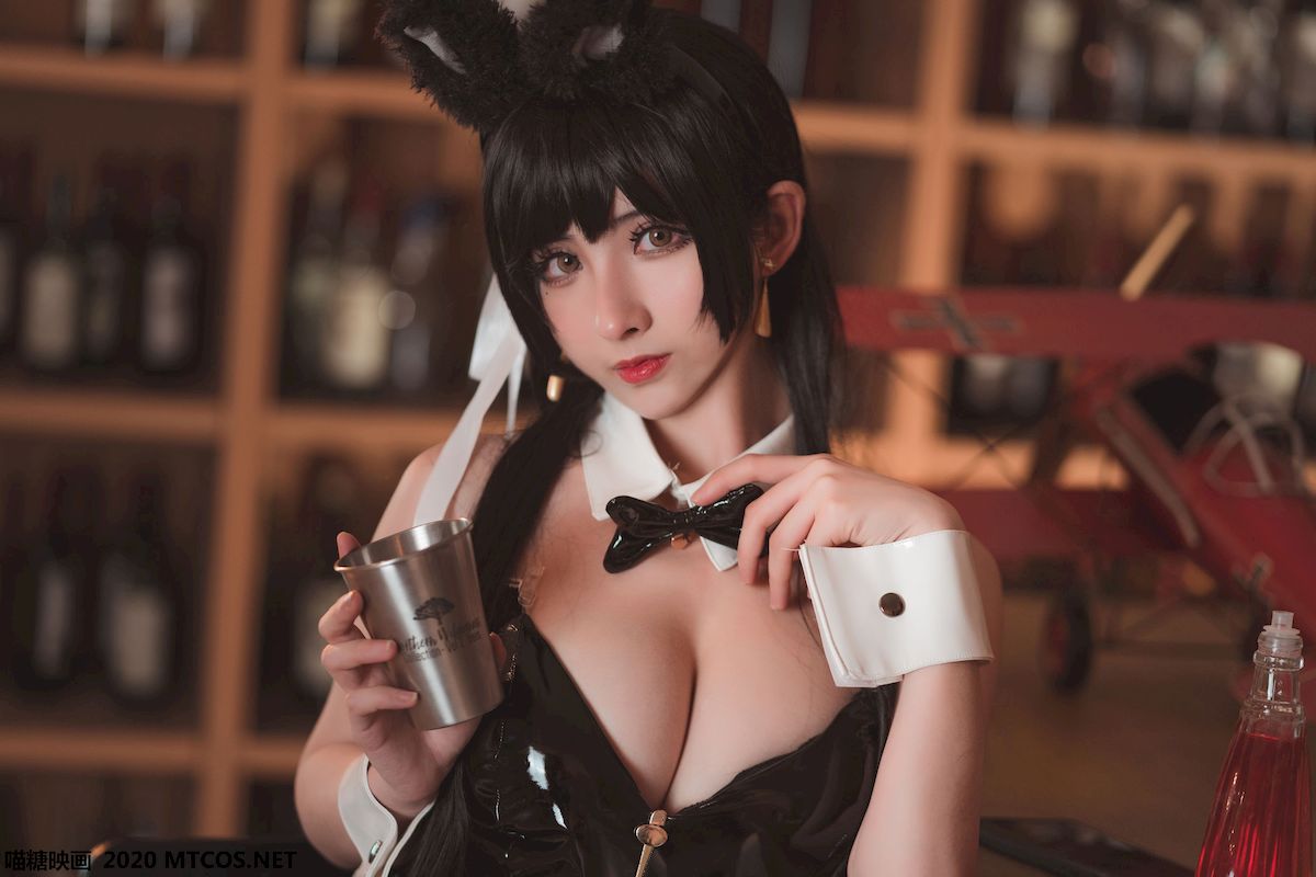 rioko凉凉子黑丝皮衣兔女郎装扮性感写真