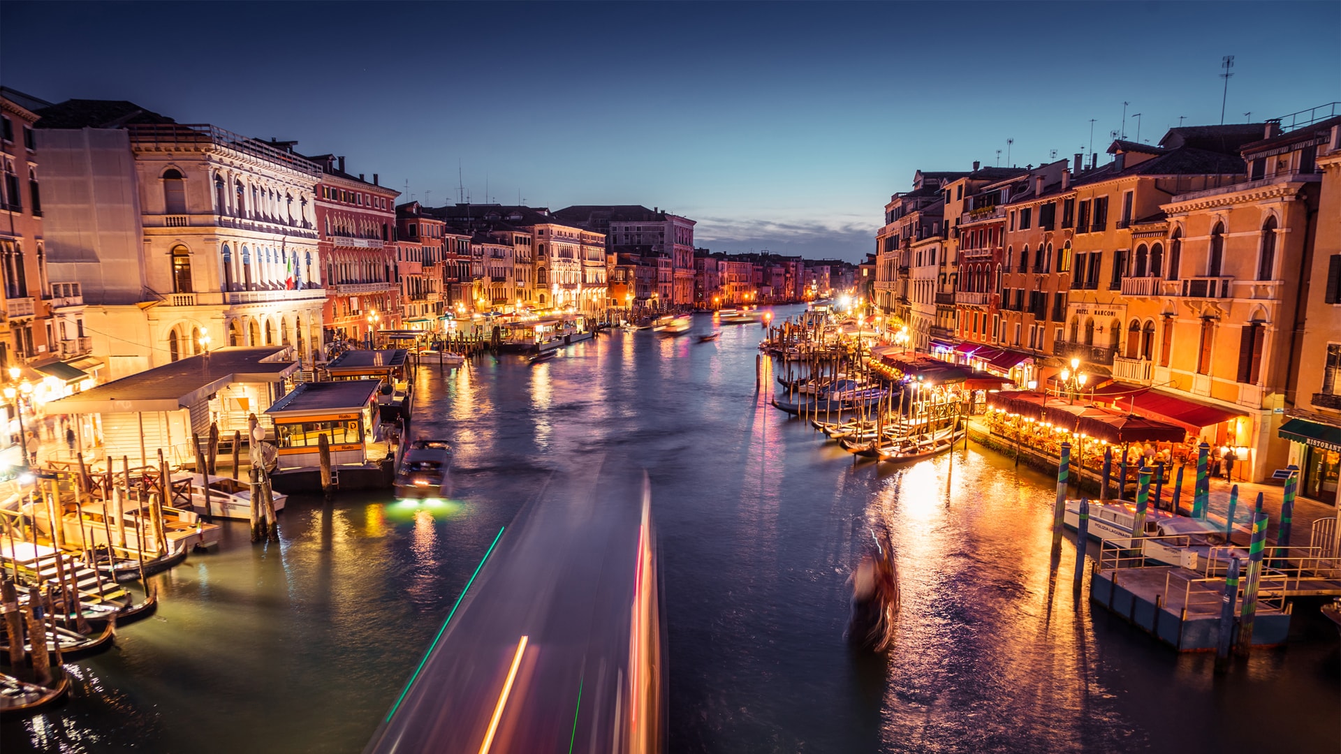意大利威尼斯大运河夜景
