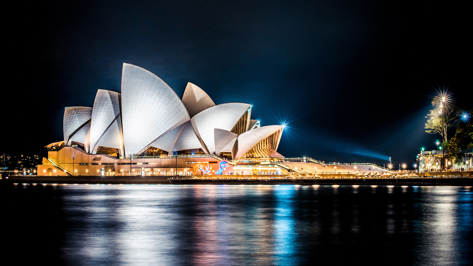 夜幕降临时的悉尼歌剧院夜景