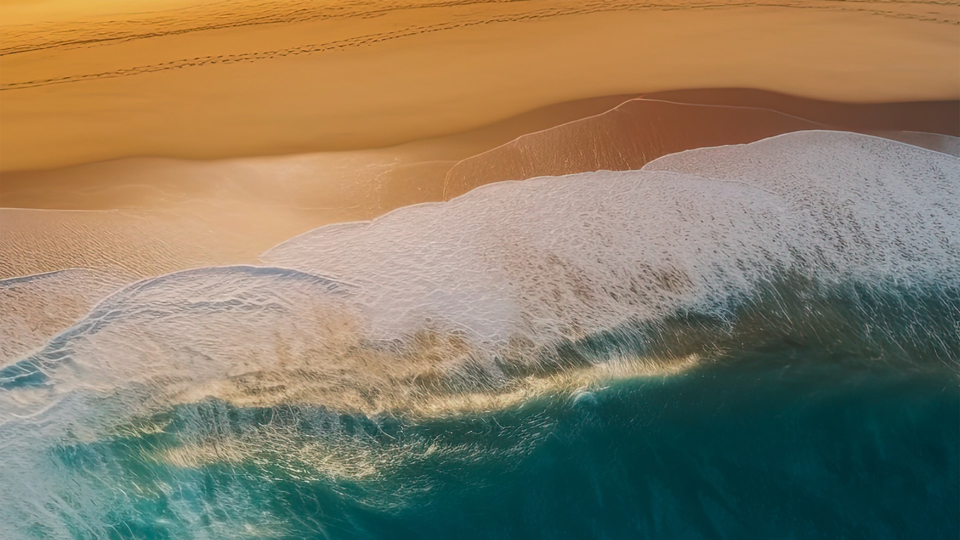 鸿蒙4.0海浪冲击海滩片片涟漪唯美风景
