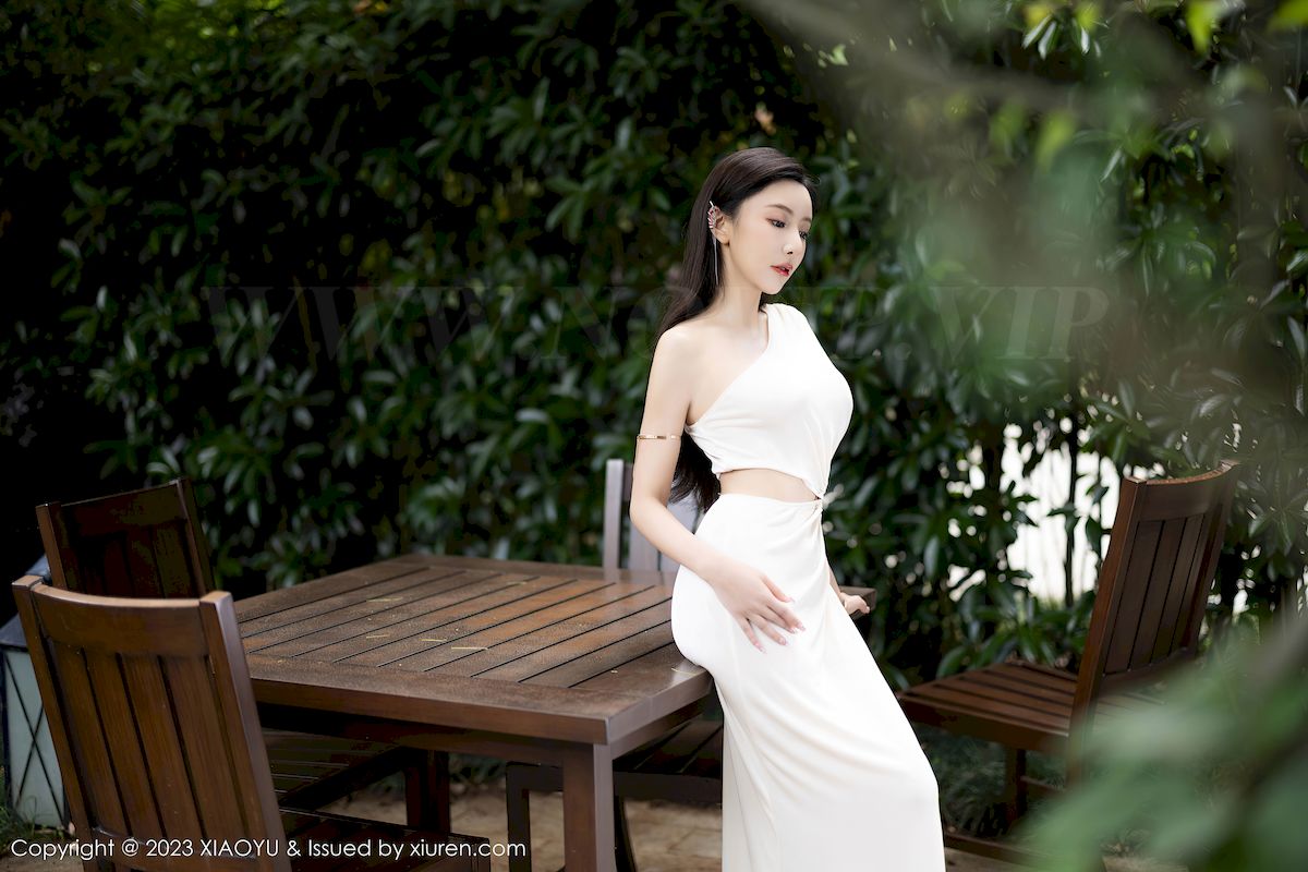 王馨瑶yanni白色长裙搭配白丝袜贵州旅拍