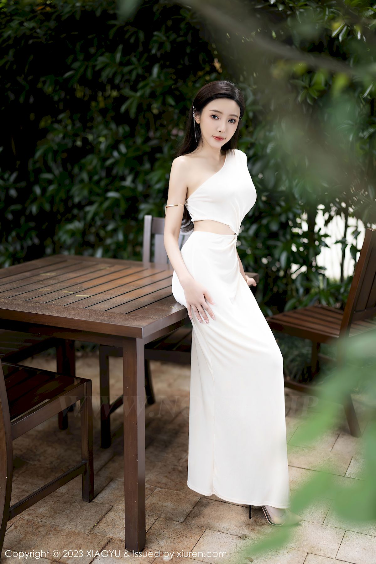 王馨瑶yanni白色长裙搭配白丝袜贵州旅拍