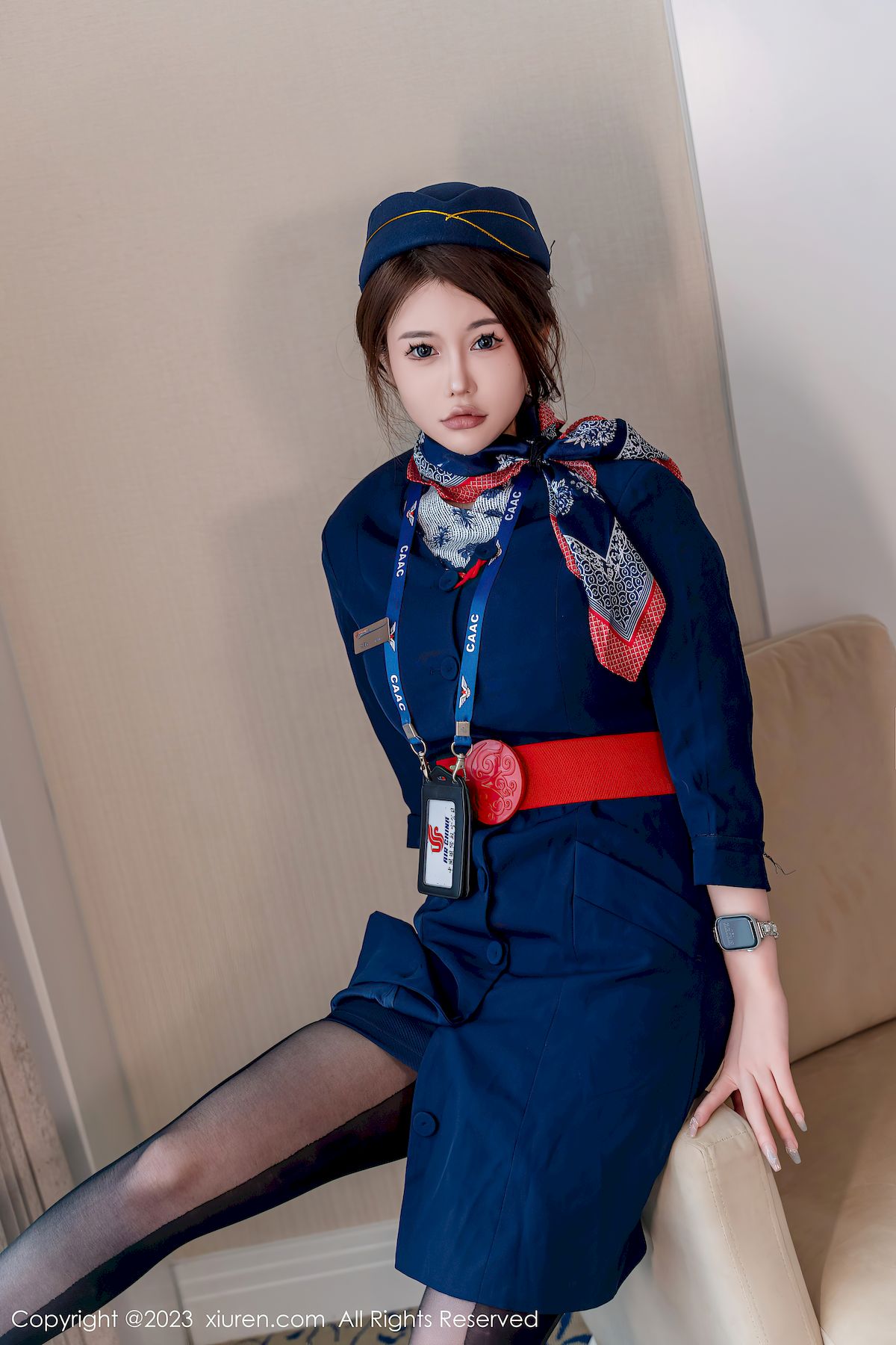 甜妮空姐制服搭配黑丝美腿性感写真